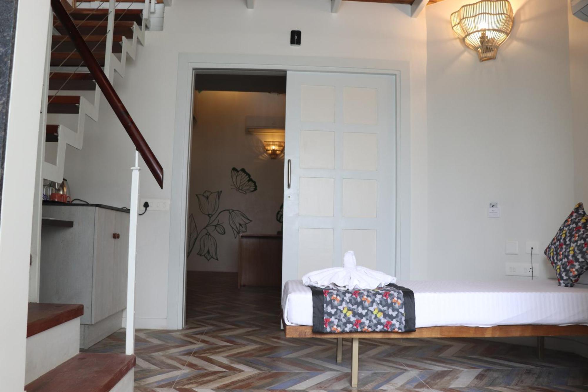 La Papillon Maison Puducherry Exterior foto